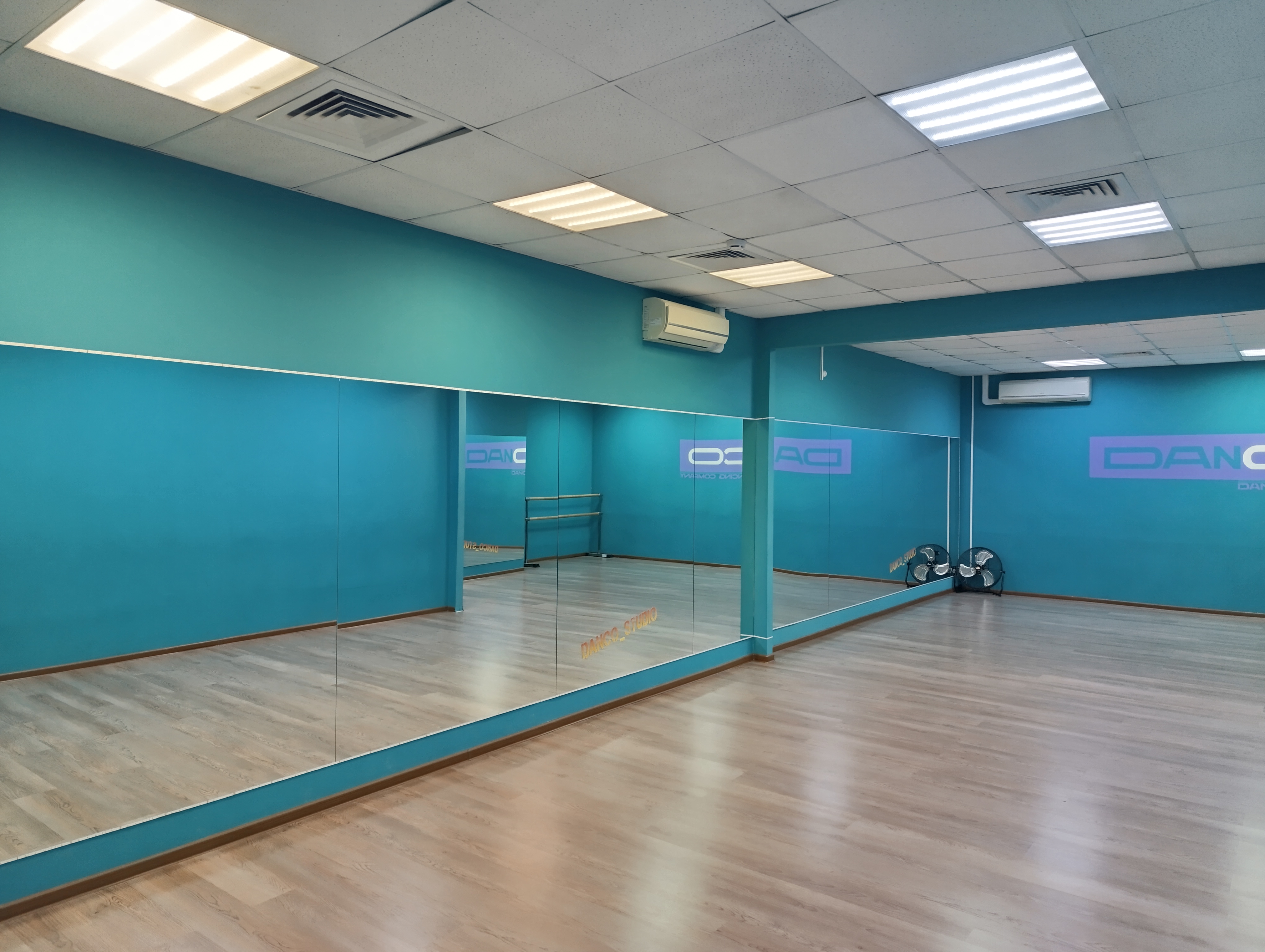 Danco_Алекс_зал3_2 (1).jpg